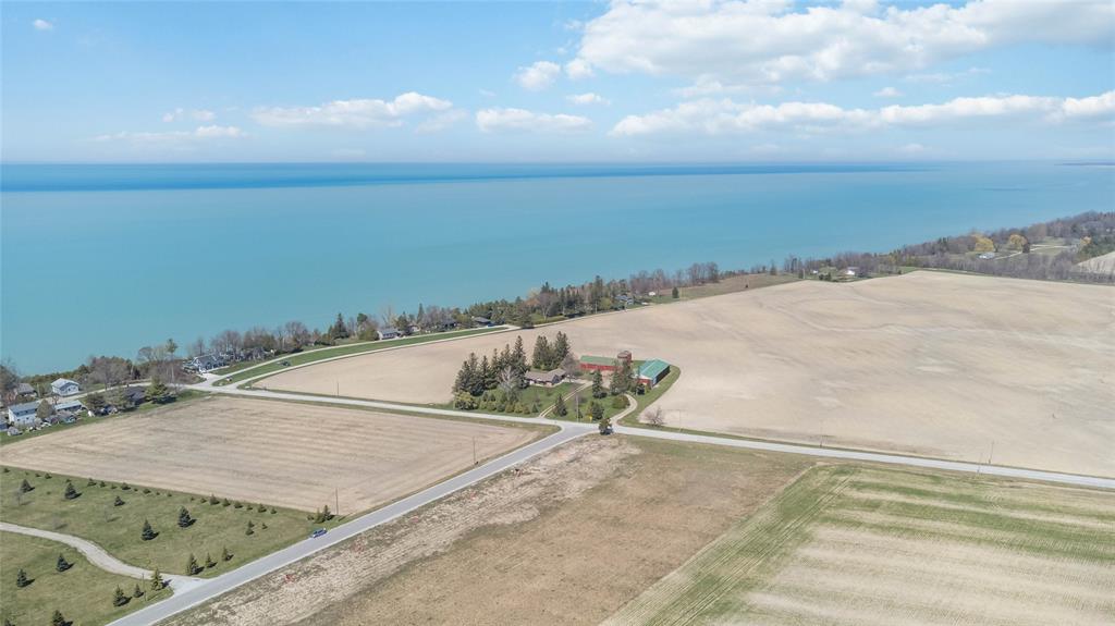 8166 HILLSBORO Road, Plympton-Wyoming, Ontario, Canada