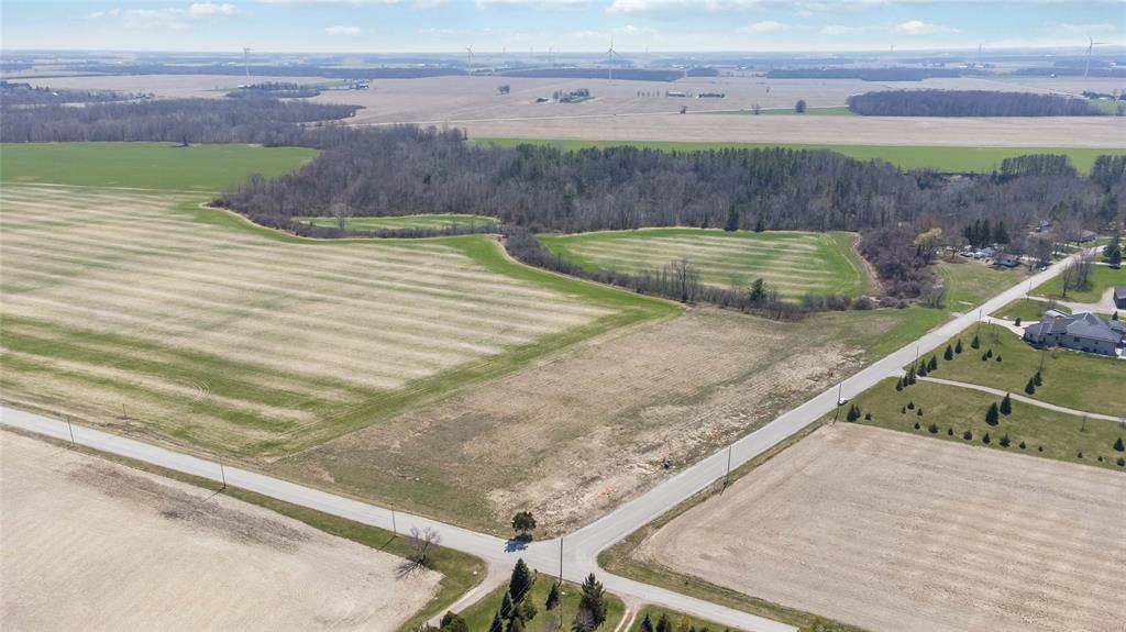 8164 HILLSBORO Road, Plympton-Wyoming, Ontario, Canada