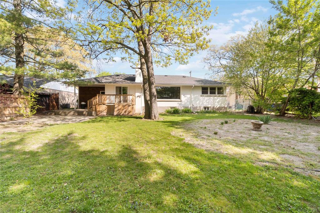 831 CATHCART Boulevard, Sarnia, Ontario, Canada
