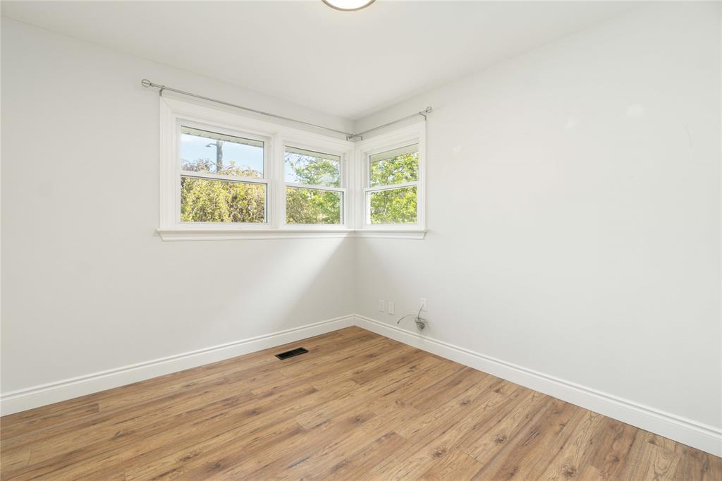 831 CATHCART Boulevard, Sarnia, Ontario, Canada