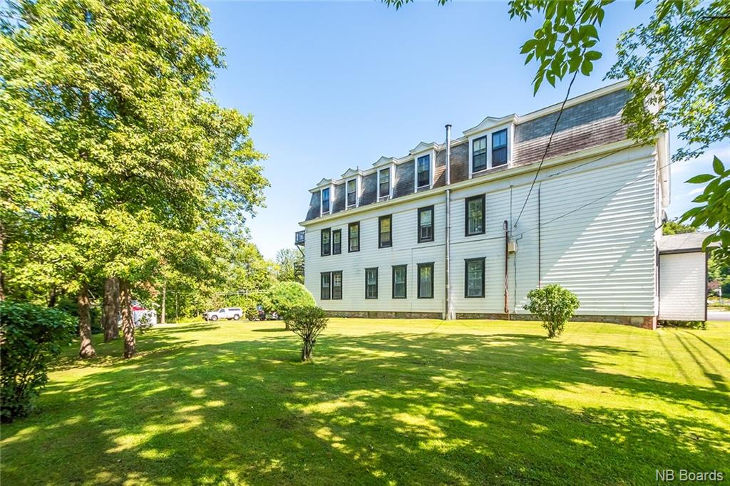 668 Main Street, Hampton, New Brunswick, Canada