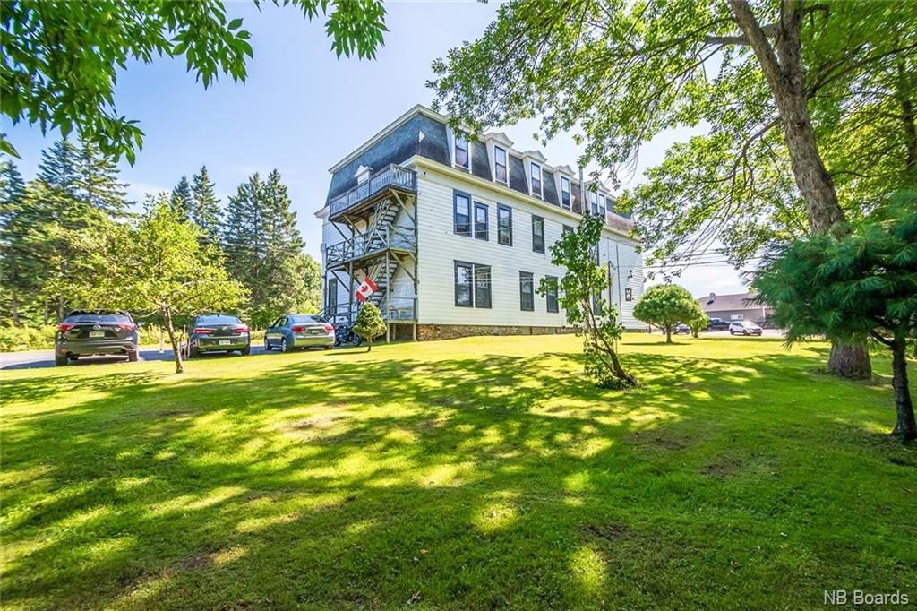 668 Main Street, Hampton, New Brunswick, Canada