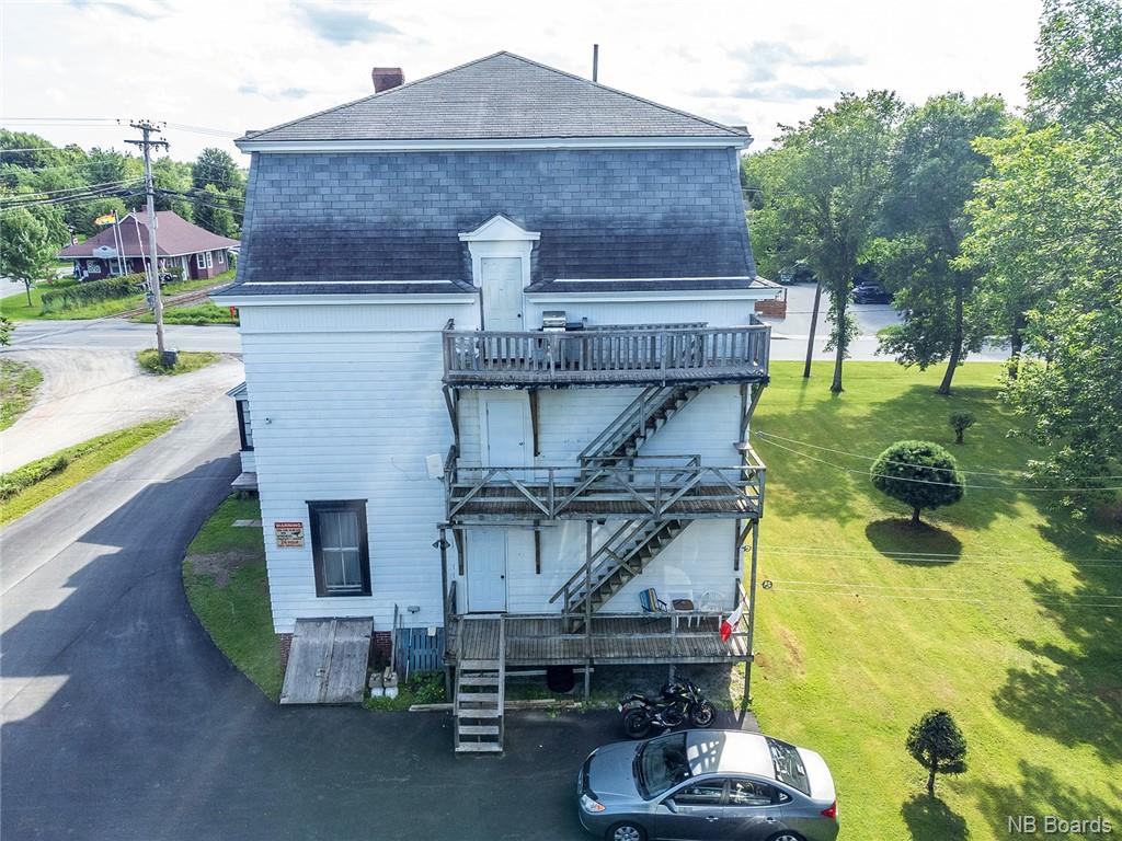 668 Main Street, Hampton, New Brunswick, Canada
