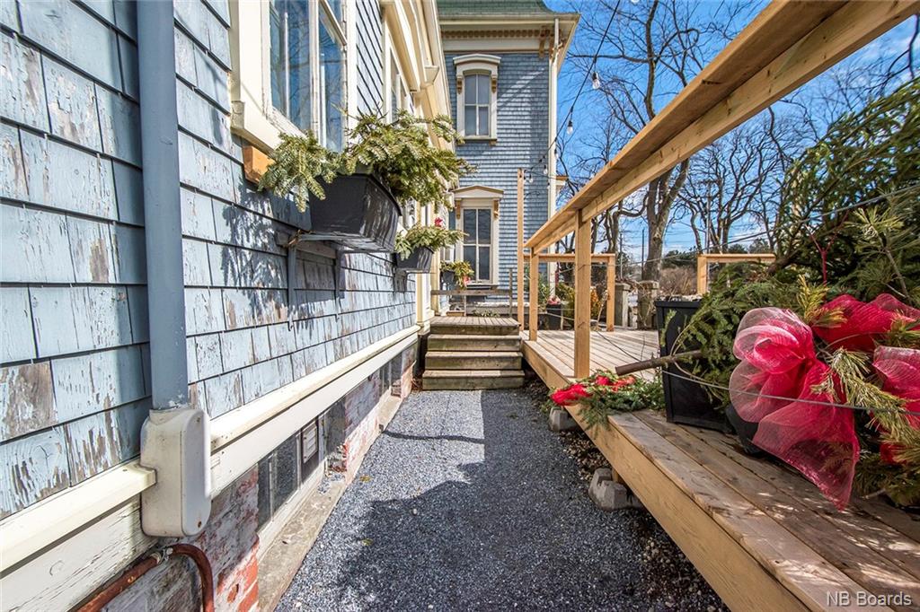 325 Lancaster Avenue, Saint John, New Brunswick, Canada