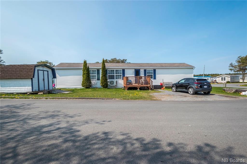 17 Lake Drive, Saint John, New Brunswick, Canada