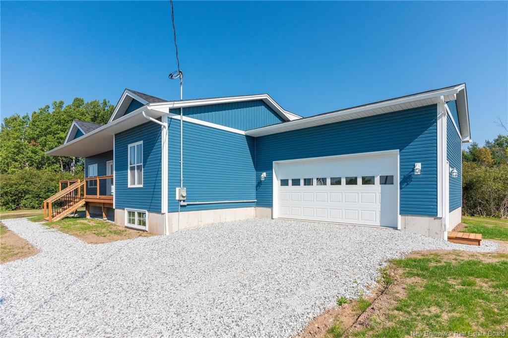 44 Ella Crescent, Hampton, New Brunswick, Canada