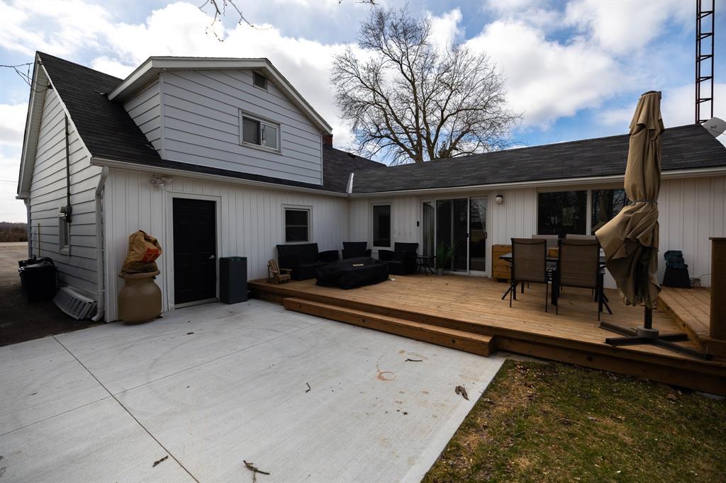 2200 LONDON Line, Sarnia, Ontario, Canada