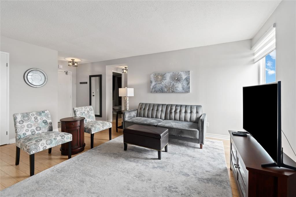 155 FRONT Street North Unit# 1309, Sarnia, Ontario, Canada