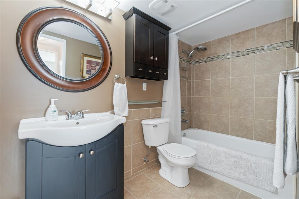 155 FRONT Street North Unit# 1309, Sarnia, Ontario, Canada