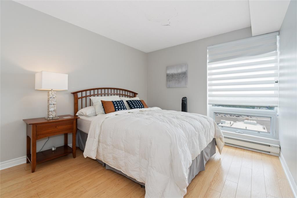 155 FRONT Street North Unit# 1309, Sarnia, Ontario, Canada