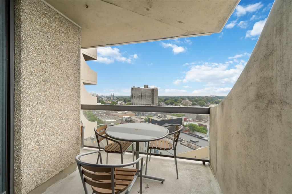 155 FRONT Street North Unit# 1309, Sarnia, Ontario, Canada