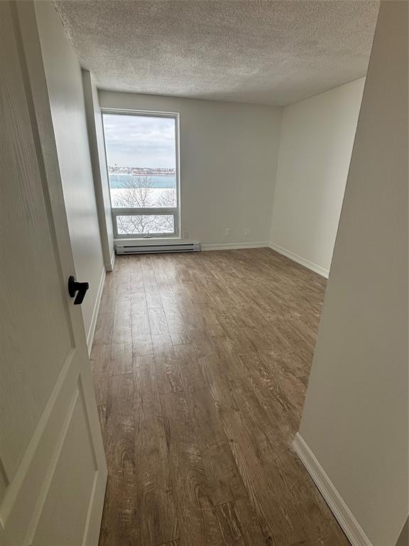 155 FRONT Street North Unit# 402, Sarnia, Ontario, Canada photo 12