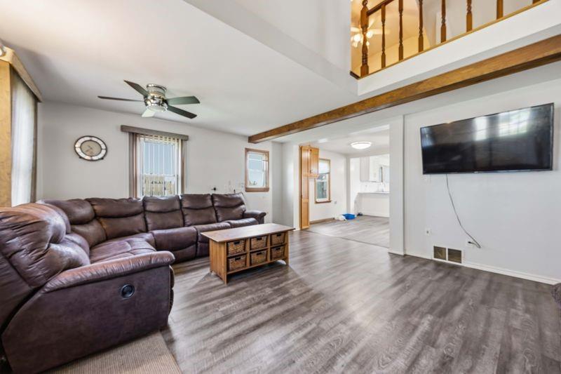 4017 LAKESHORE Road, Plympton-Wyoming, Ontario, Canada photo 9