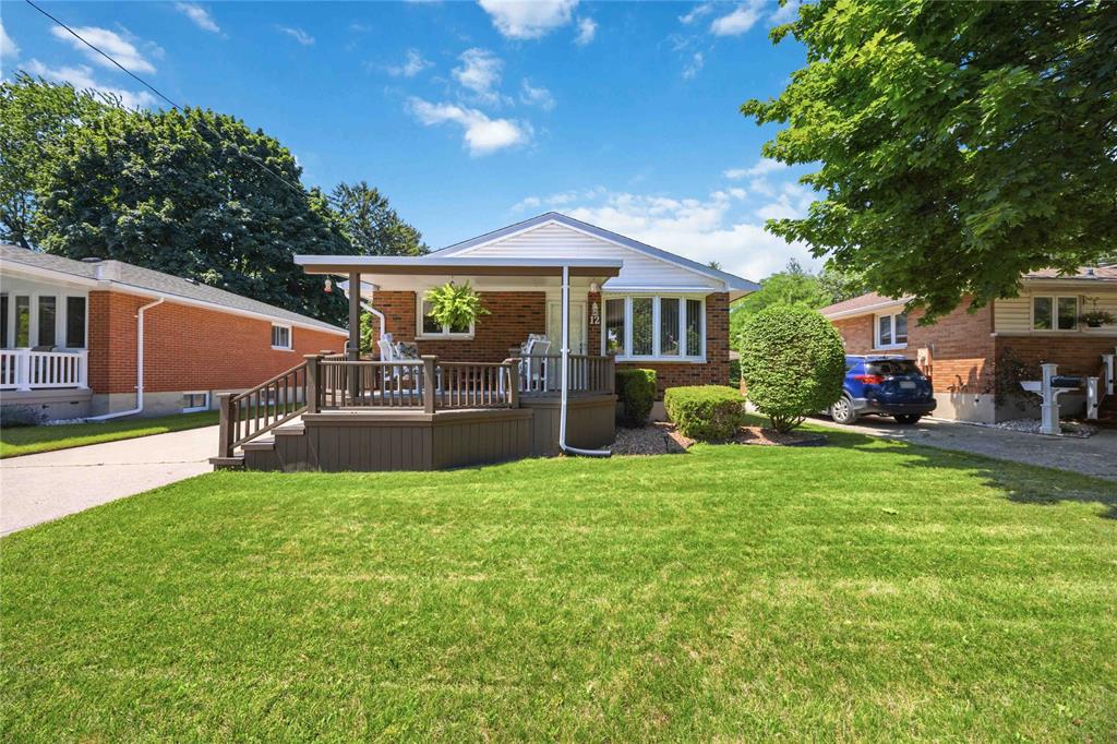 12 ARTHUR Street, Point Edward, Ontario, Canada photo 1
