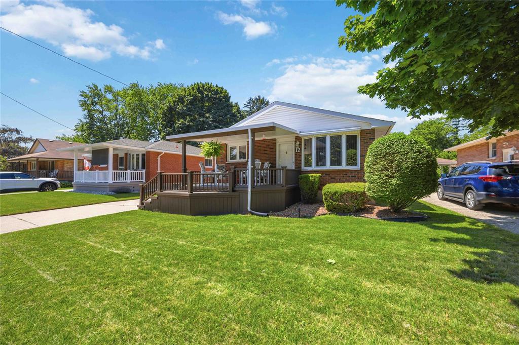 12 ARTHUR Street, Point Edward, Ontario, Canada photo 2