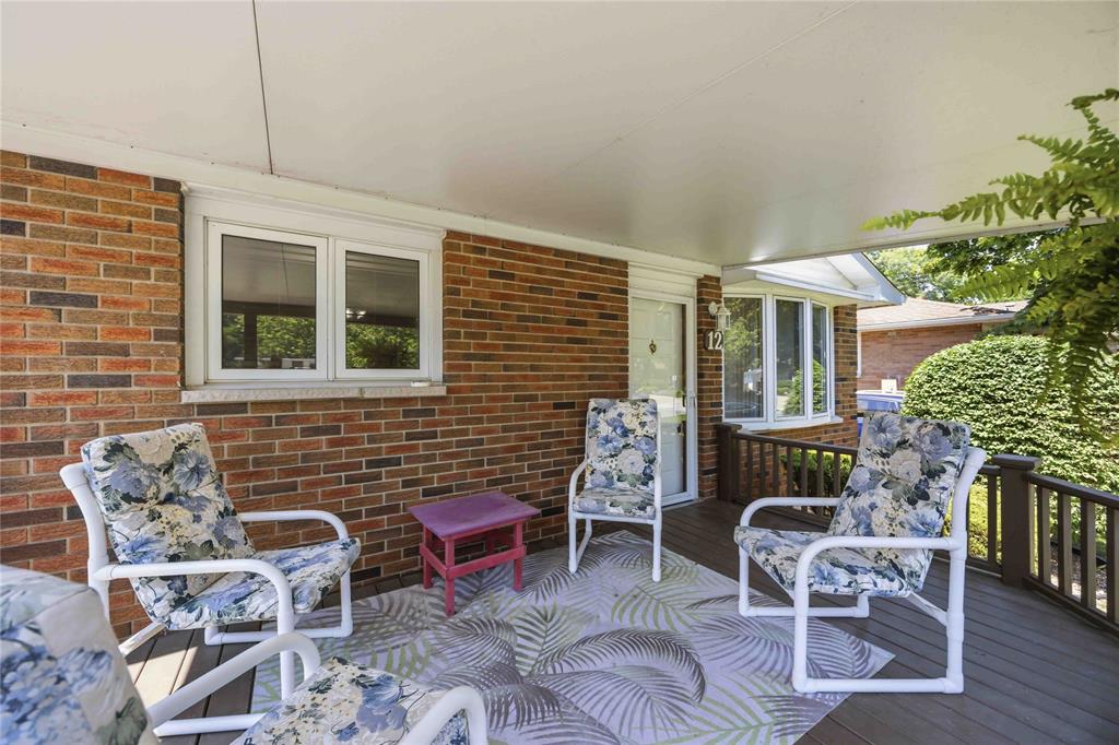12 ARTHUR Street, Point Edward, Ontario, Canada photo 4