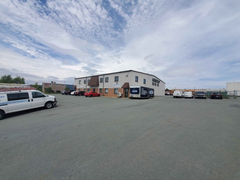 21 Williams Avenue, Dartmouth, Nova Scotia, Canada photo 2