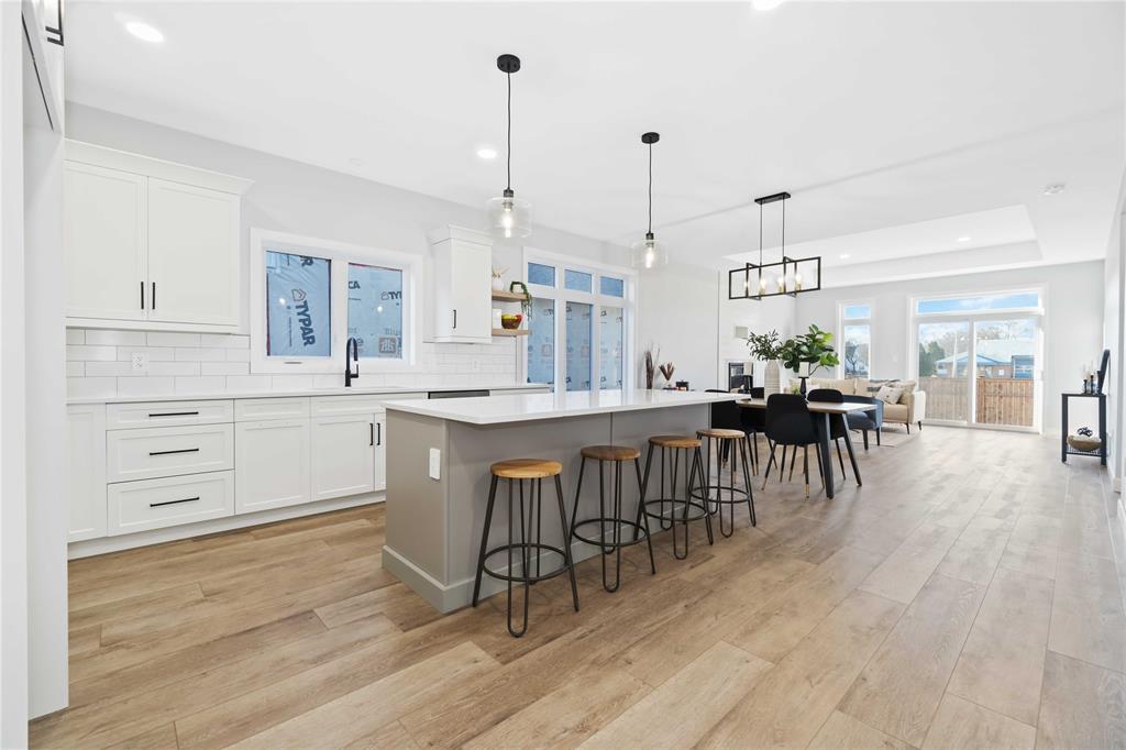 219 ESSEX Street, Sarnia, Ontario, Canada photo 5