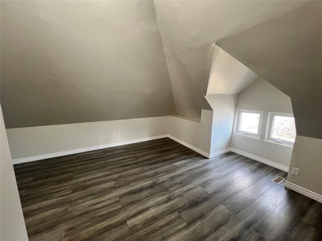 279 MITTON Street South, Sarnia, Ontario, Canada photo 9