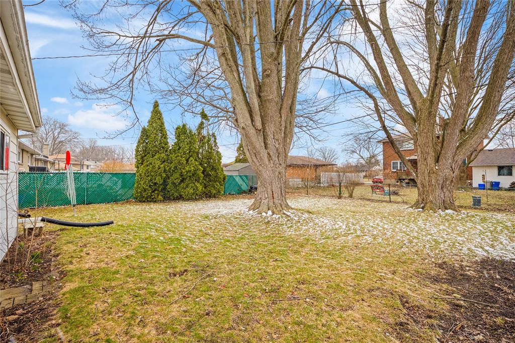 1035 CONNAUGHT Crescent, Sarnia, Ontario, Canada photo 27