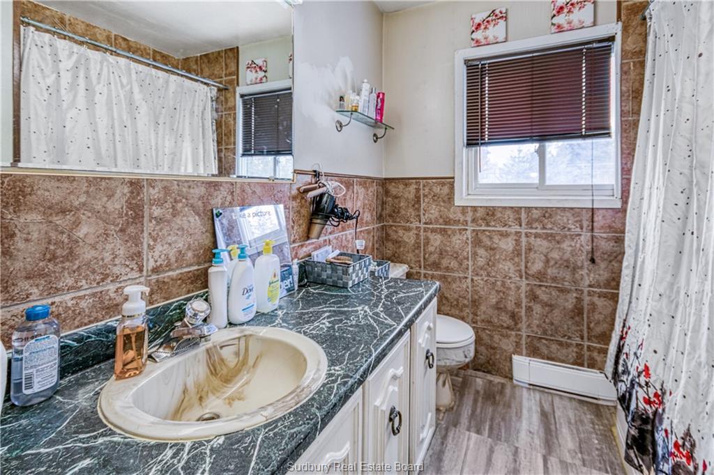255 Finnwoods Road, Sudbury, Ontario, Canada