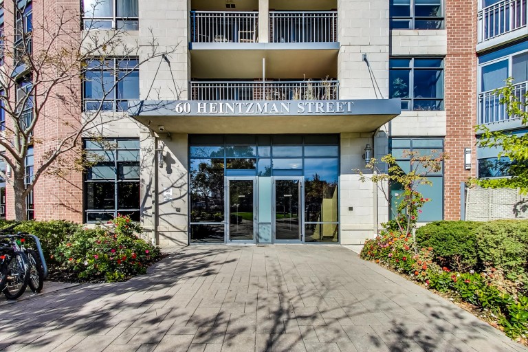 728- 60 Heintzman St, Toronto, Ontario, Canada