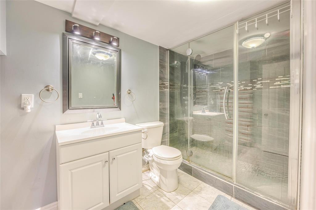 1071 Wellington Street, Sarnia, Ontario, Canada
