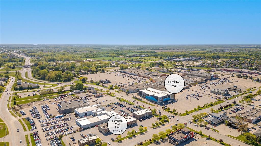 1107 Lambton mall Road, Sarnia, Ontario, Canada