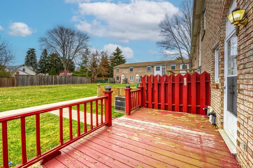 860 Ross Avenue Unit# 4, Sarnia, Ontario, Canada photo 3