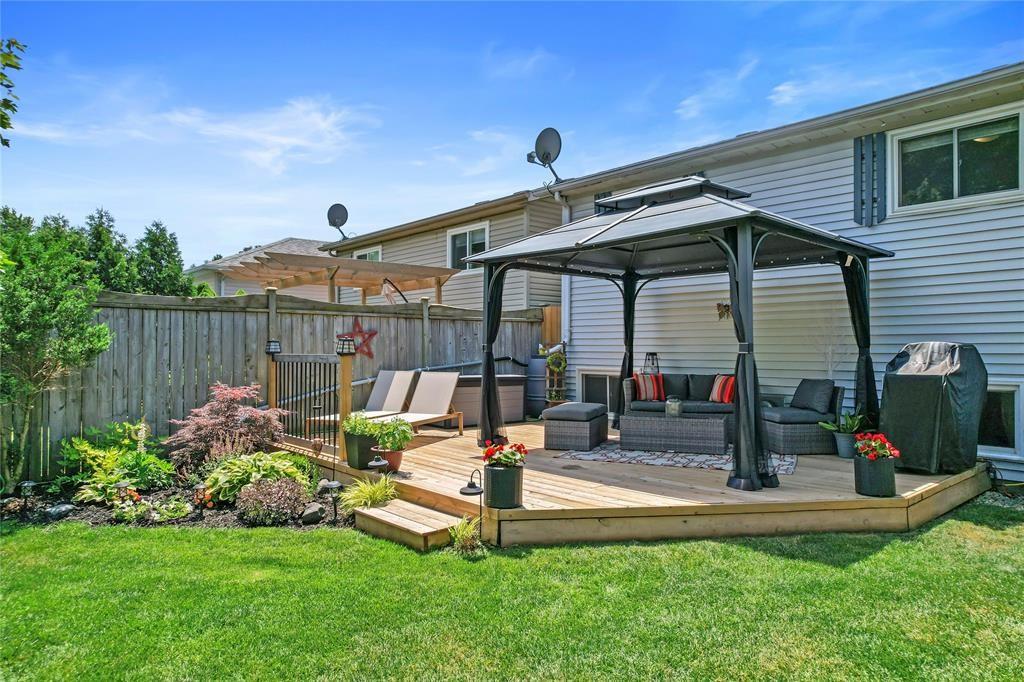 506 CHANTEL Court, Sarnia, Ontario, Canada photo 3