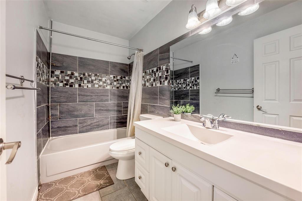 506 CHANTEL Court, Sarnia, Ontario, Canada photo 13