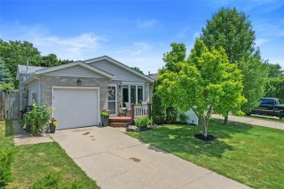 506 CHANTEL Court, Sarnia Ontario, Canada