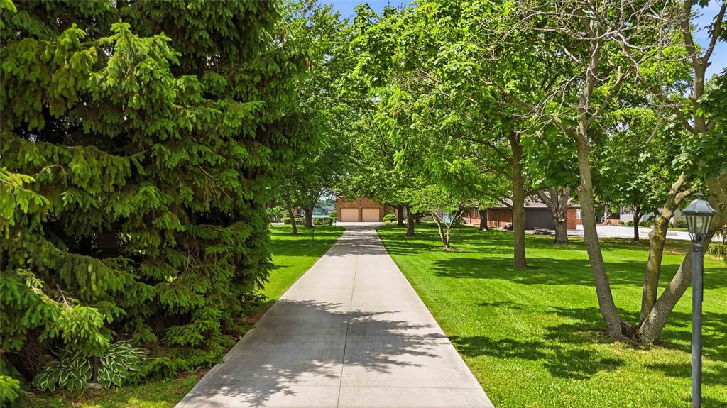 869 ST. CLAIR Parkway, Moore, Ontario, Canada photo 2