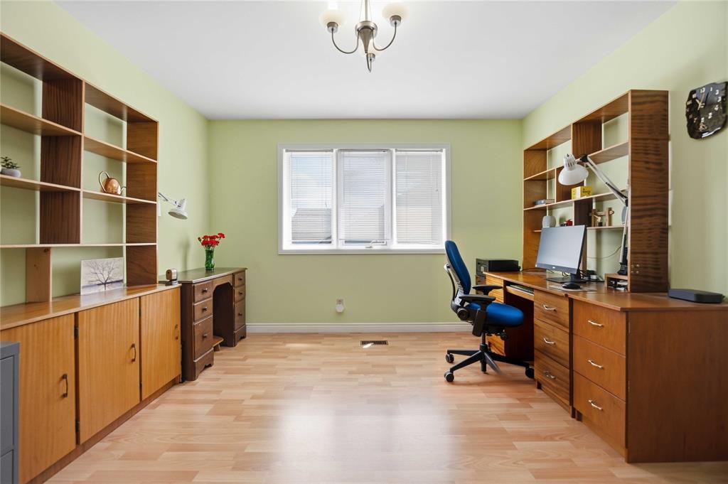 869 ST. CLAIR Parkway, Moore, Ontario, Canada photo 29