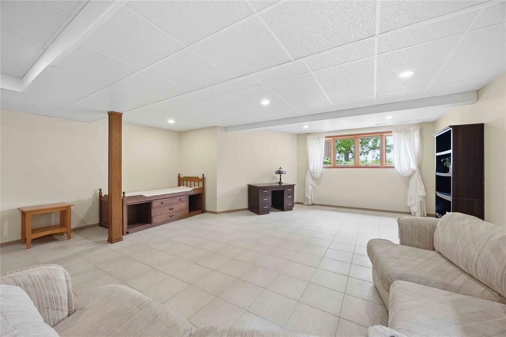 869 ST. CLAIR Parkway, Moore, Ontario, Canada photo 38