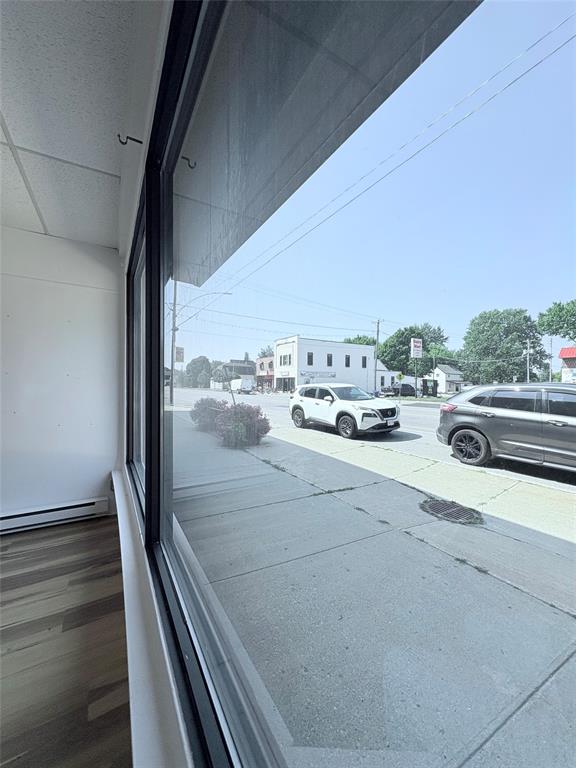 647 BROADWAY Street Unit# UNIT B, Plympton-Wyoming, Ontario, Canada photo 6