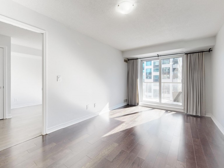 1507-70 High Park Ave, Toronto, Ontario, Canada photo 5