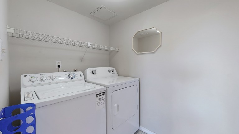 813-270 Scarlett Rd, Toronto, Ontario, Canada photo 18