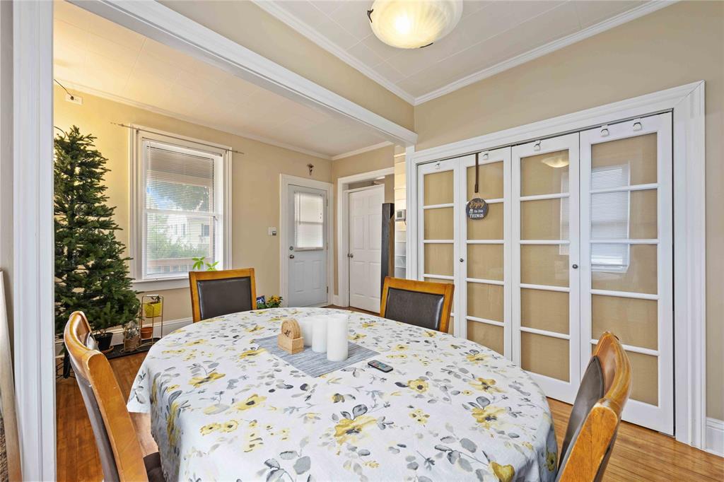 221 BRIGHT Street, Sarnia, Ontario, Canada photo 4