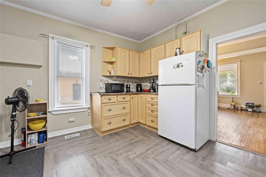 221 BRIGHT Street, Sarnia, Ontario, Canada photo 12