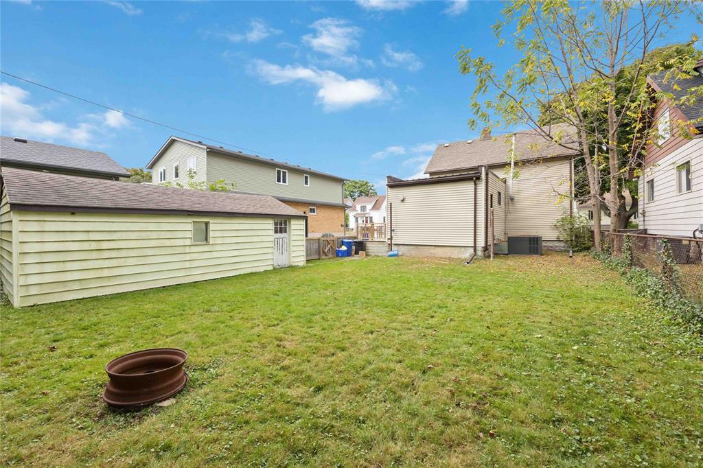 221 BRIGHT Street, Sarnia, Ontario, Canada photo 23