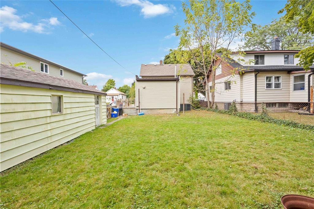 221 BRIGHT Street, Sarnia, Ontario, Canada photo 24