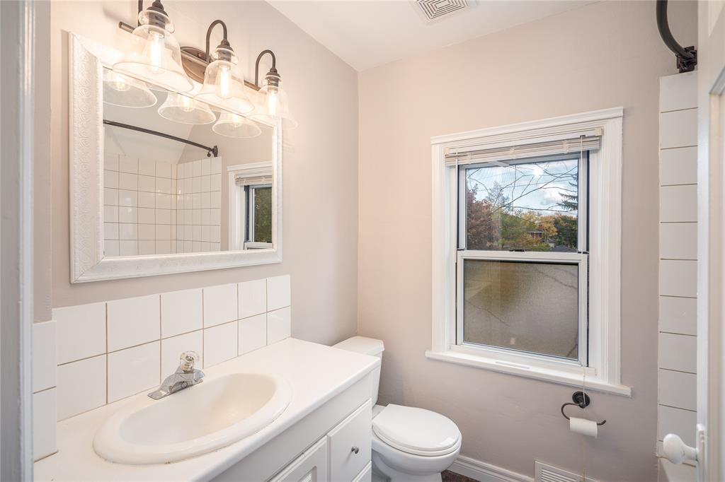 367 East Street North, Sarnia, Ontario, Canada photo 13