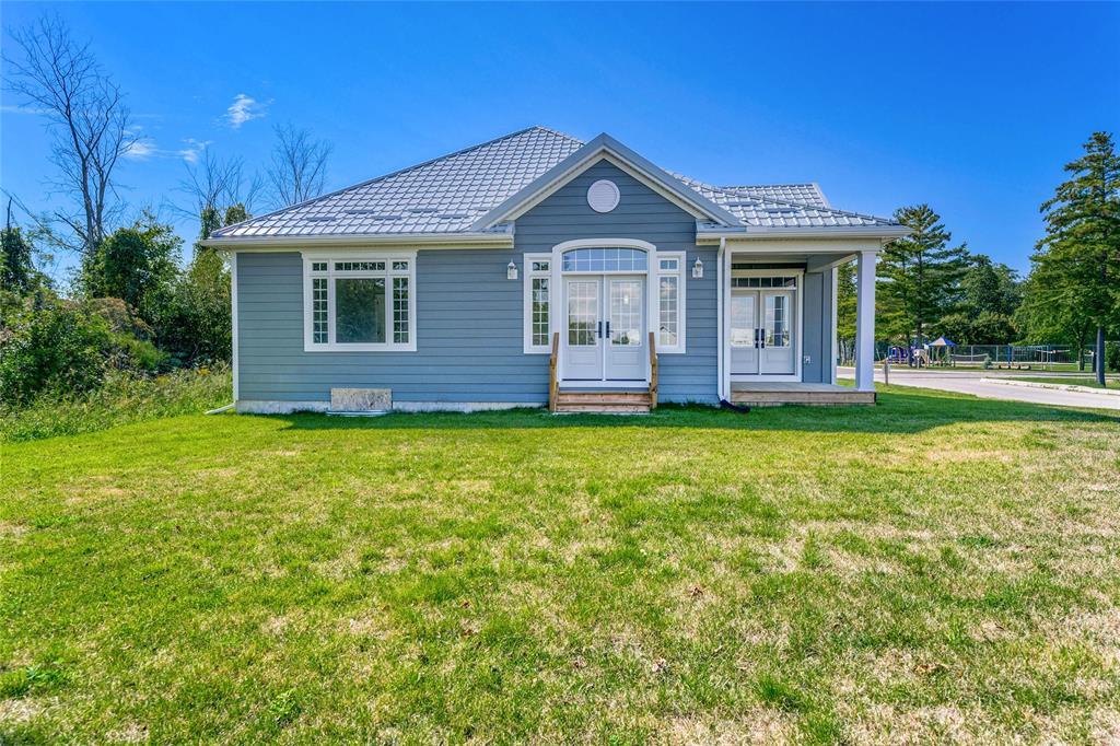 7596 THOMAS Street, Plympton-Wyoming, Ontario, Canada photo 8