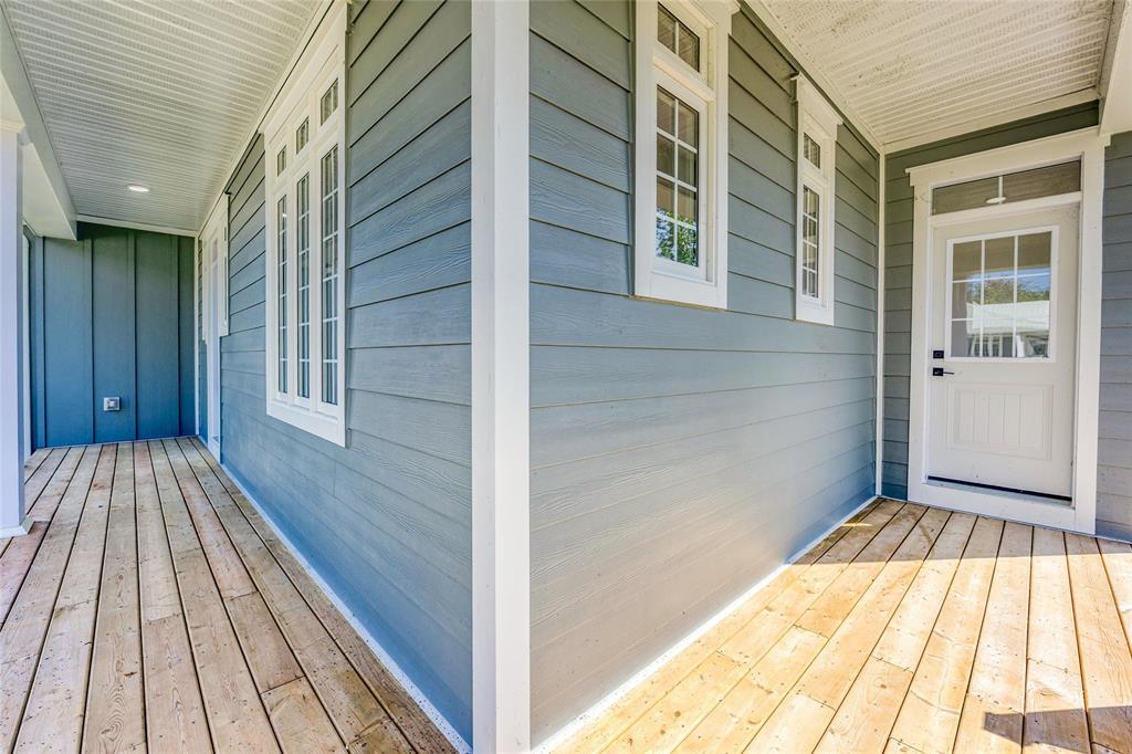 7596 THOMAS Street, Plympton-Wyoming, Ontario, Canada photo 6