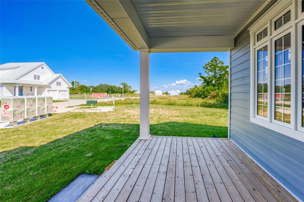 7596 THOMAS Street, Plympton-Wyoming, Ontario, Canada photo 7