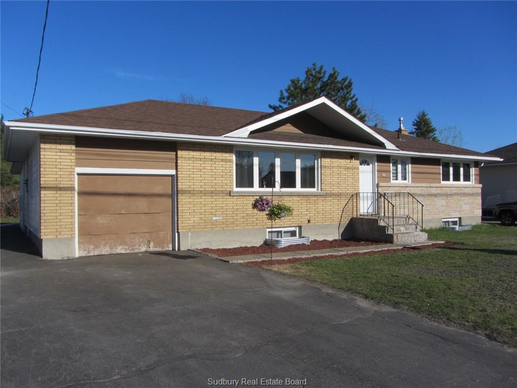 90 Dennie Street, Capreol Ontario, Canada