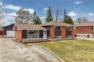 1491 Canterbury Street, Sudbury Ontario, Canada