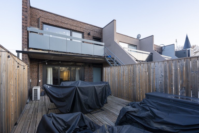 542 Annette Street, Toronto, Ontario, Canada photo 13