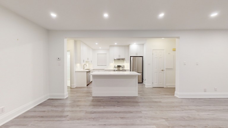 19 Grassmere Road, Main Floor, Toronto, Ontario, Canada photo 13